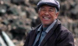 张洪杰爆料老婆相识视频,甜蜜瞬间引网友热议